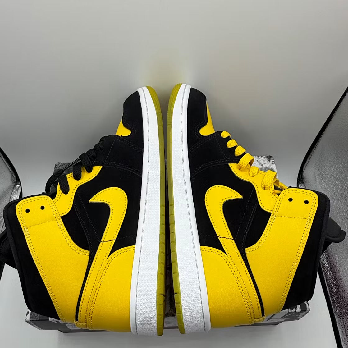 Used - Air Jordan 1 Mid New Love (2025) - US M 9 - detail 4