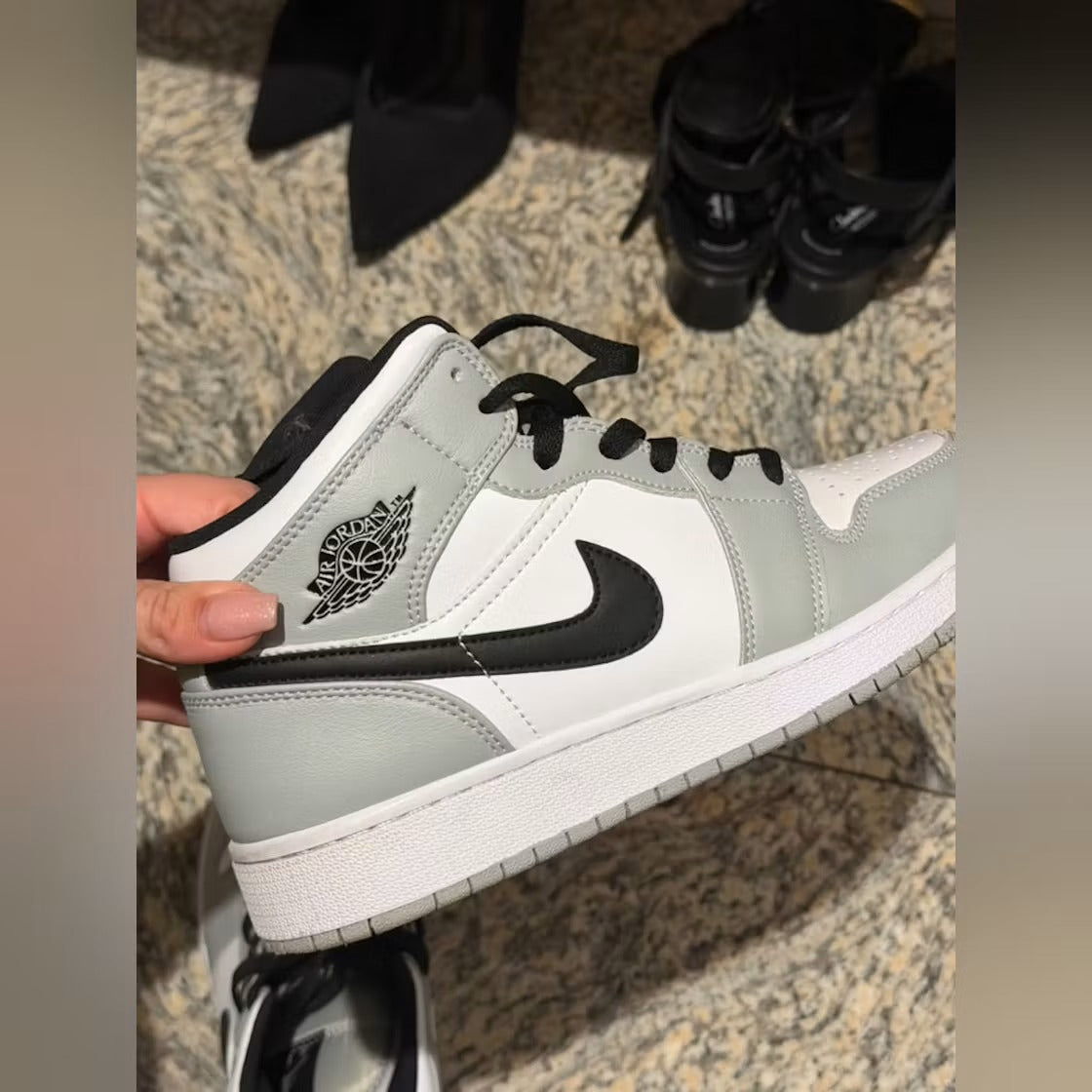Air Jordan 1 Mid Light Smoke Grey - US M 8 - New - Other - detail 3