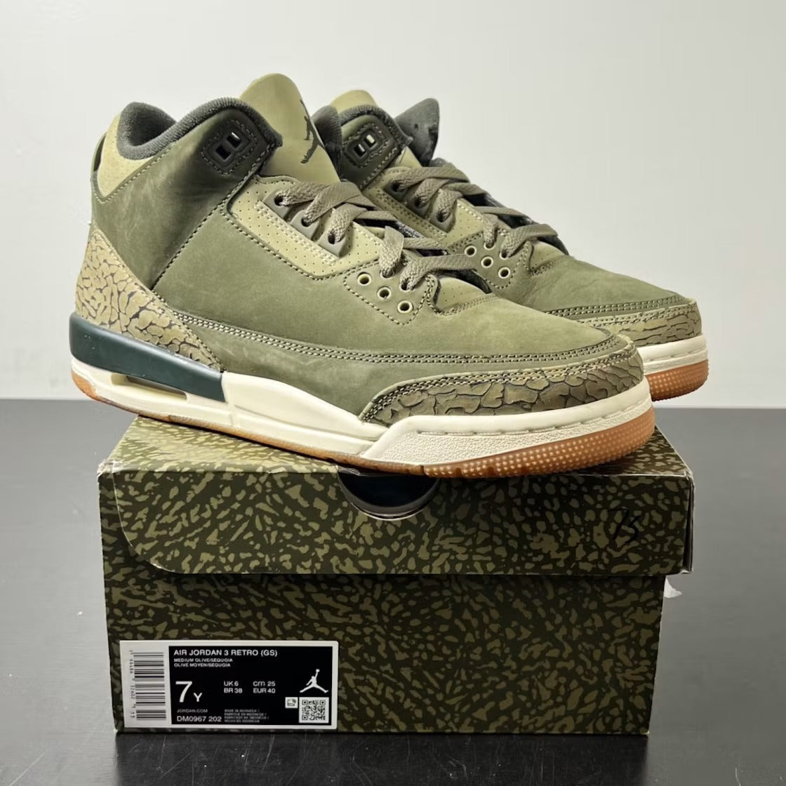 Used - Air Jordan 3 Retro Family Affair (GS) - US 7Y - detail 1