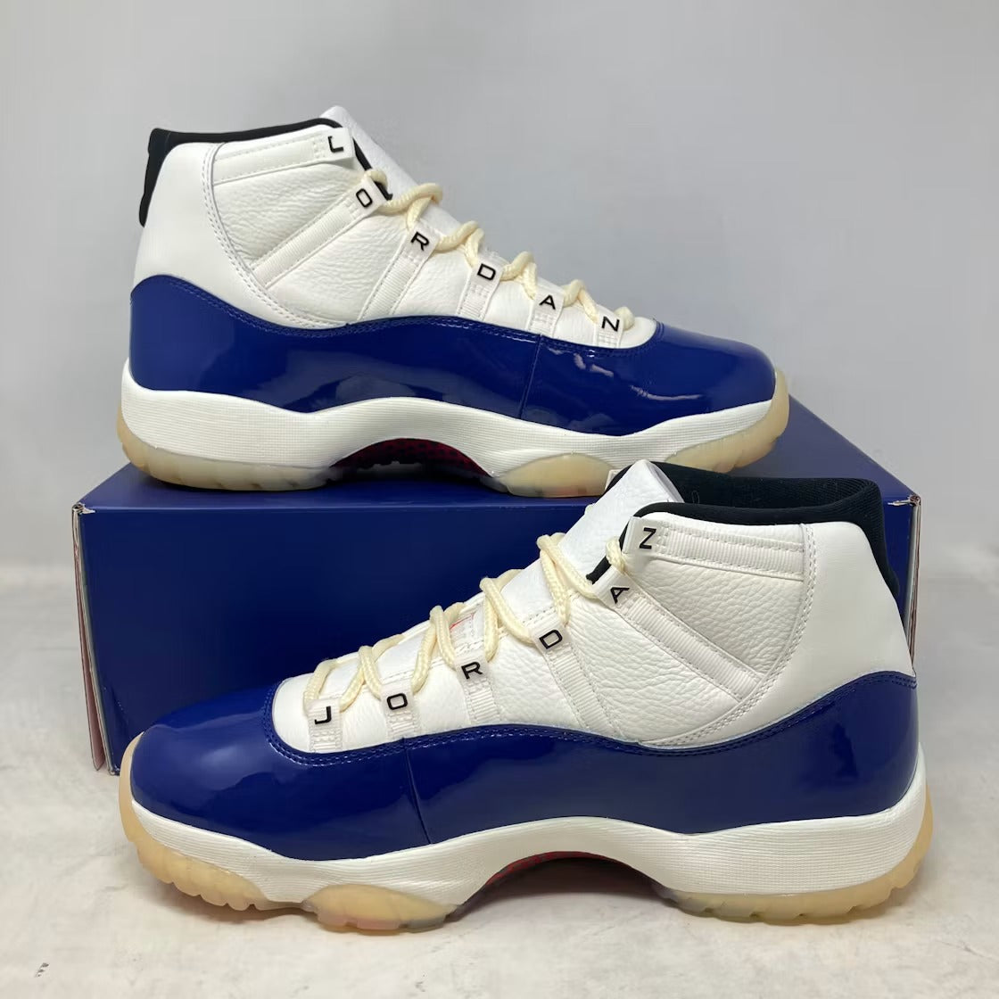 Used - Air Jordan 11 Retro Rare Air - US M 10.5 - detail 3