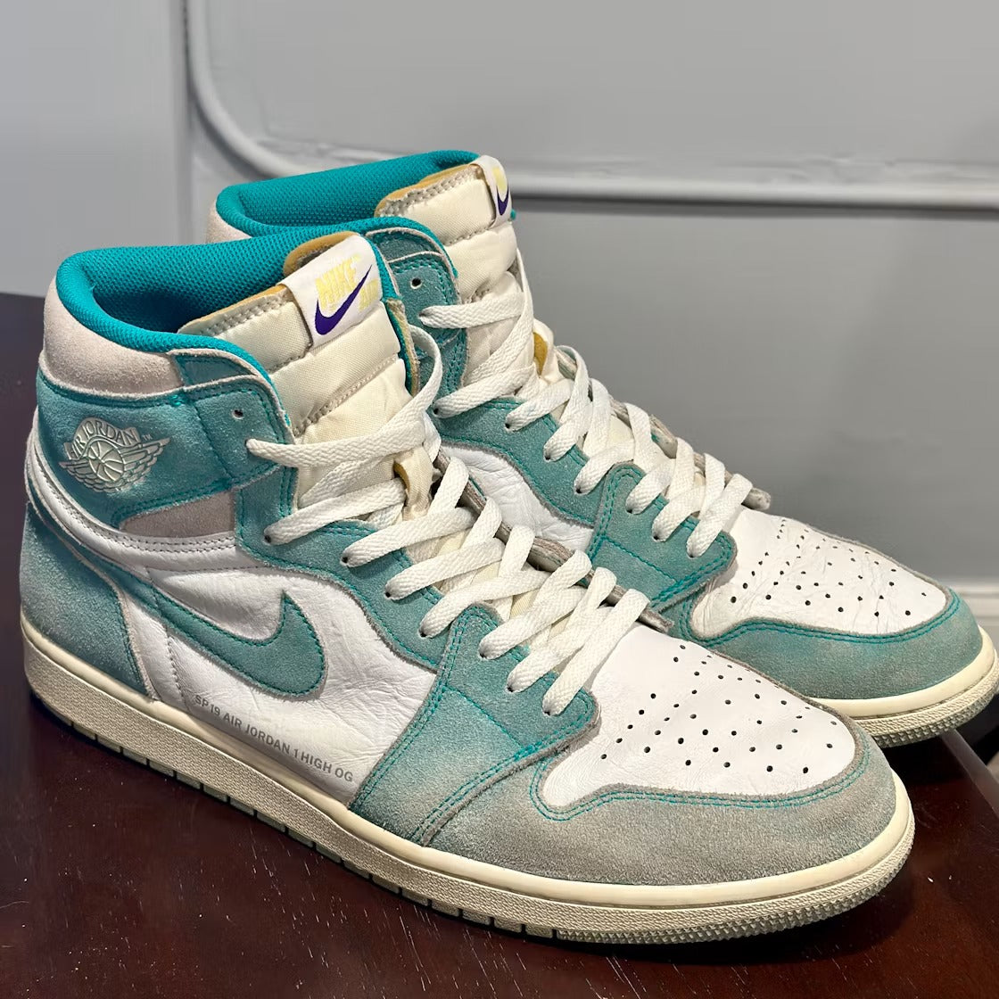 Used - Air Jordan 1 Retro High Turbo Green - US M 14 - detail 2