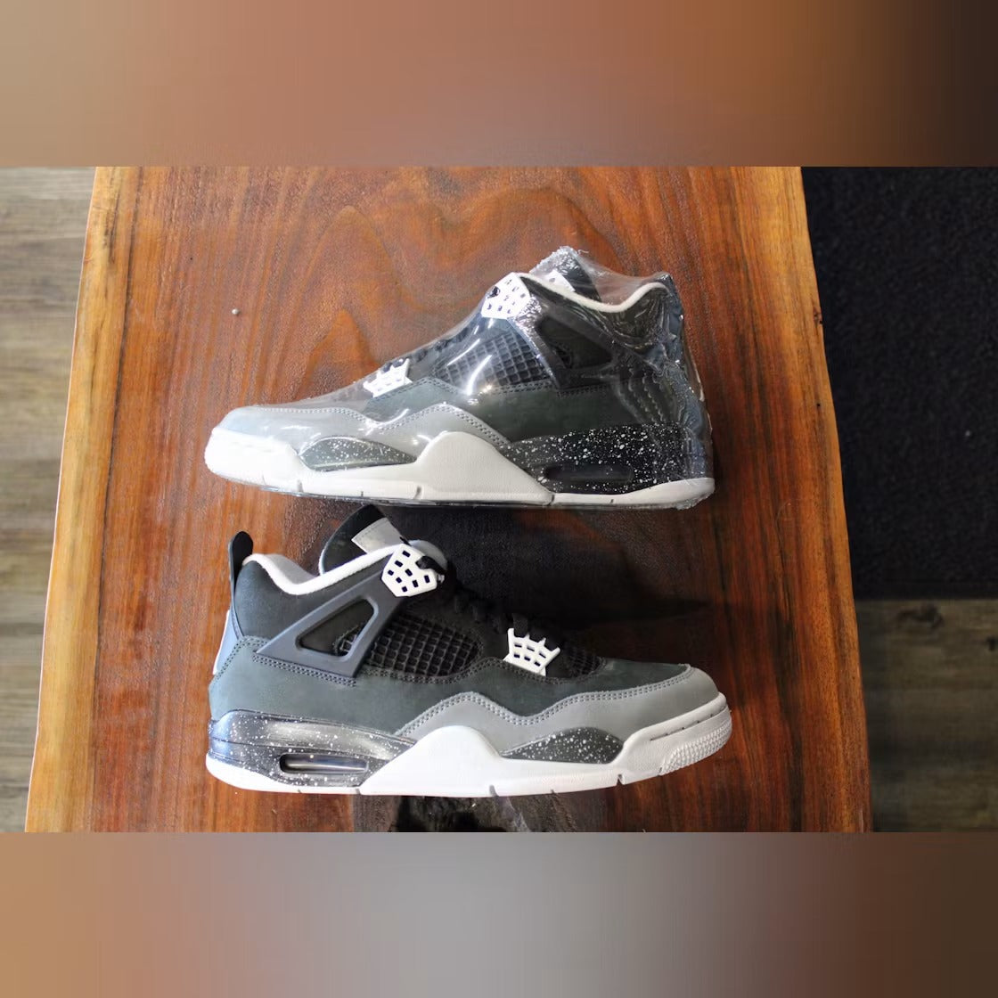 Used - Air Jordan 4 Retro Fear (2024) - US M 8.5 - detail 2