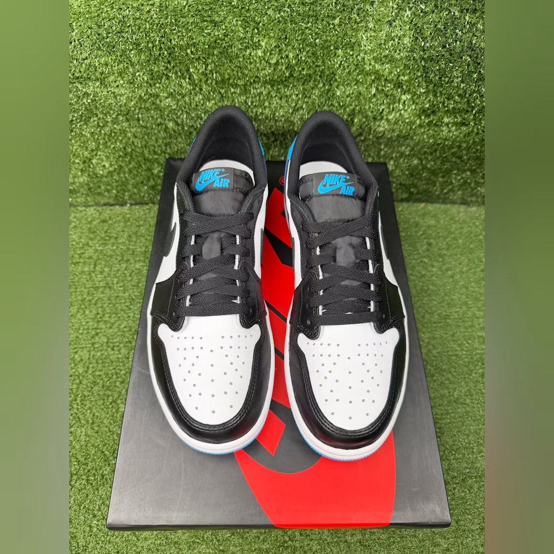Used - Air Jordan 1 Retro Low OG Black Dark Powder Blue - US M 10 - detail 2