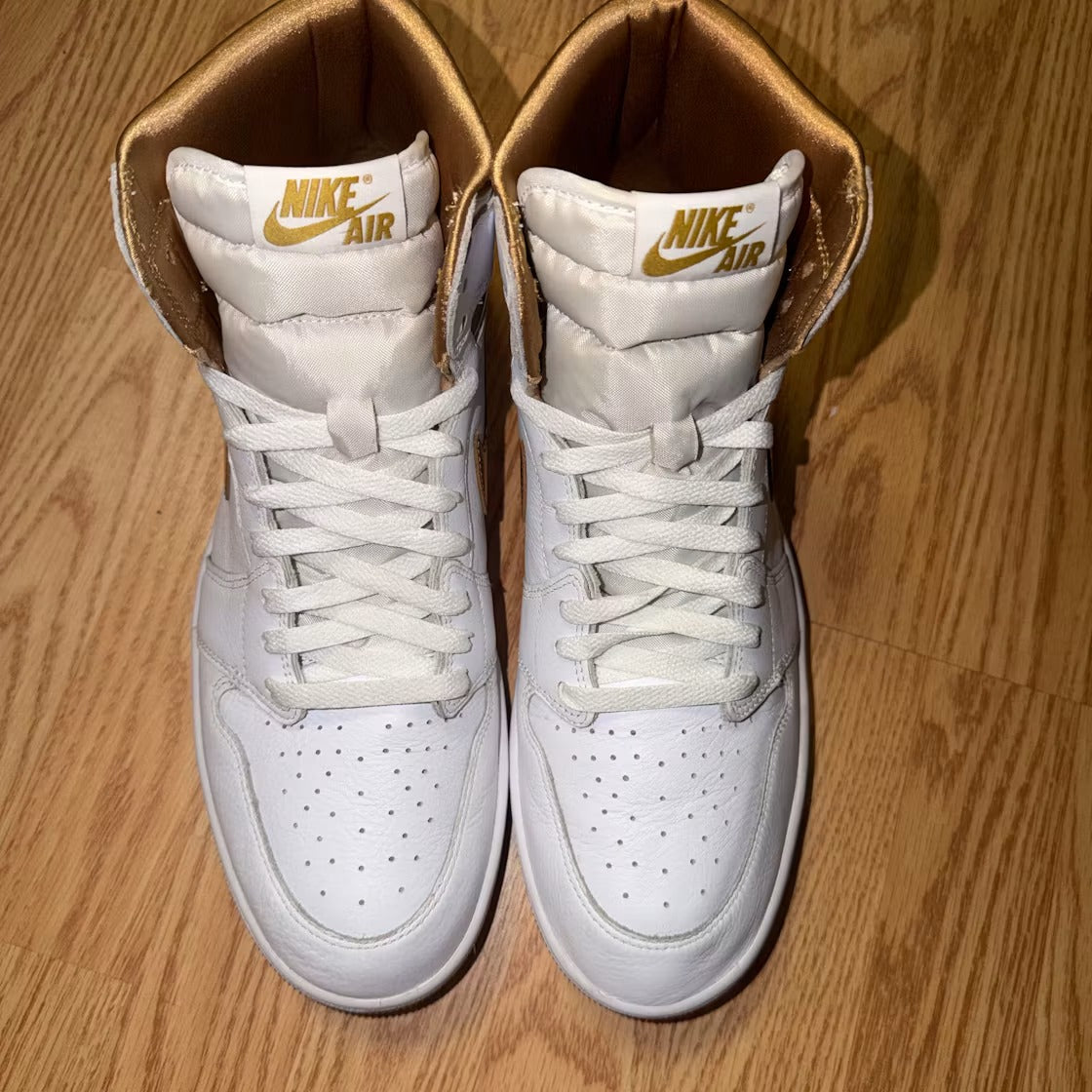 Used - Air Jordan 1 Retro High OG Metallic Gold (Women's) - US W 14.5 - detail 2